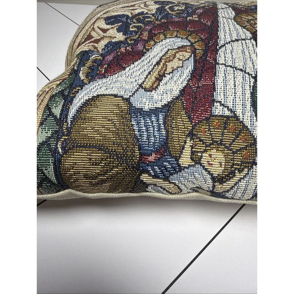 VTG Baby Jesus Mary Joseph Tapestry Pillow Needlepoint Pillow 12 X 12 Christ‎